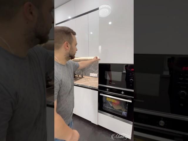 Экспресс обзор кухни! #дизайнинтерьера #kitchen #кухни #interiordesign #кухняназаказ