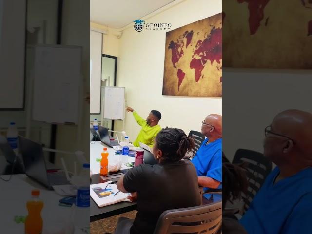  Level Up Your Tech Skills with Expert Training! 