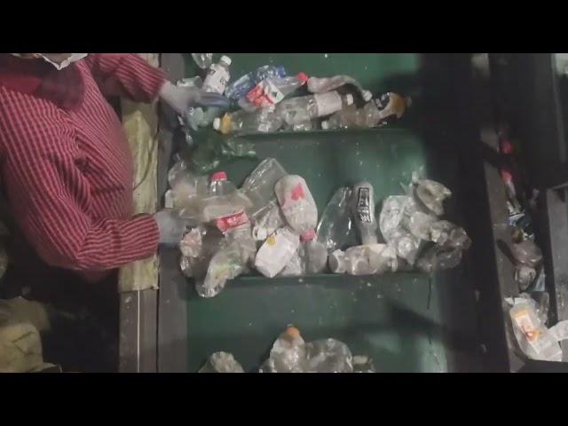 Plastic bottle sorting machine with AI+NIR technology color_sorter@sina.com