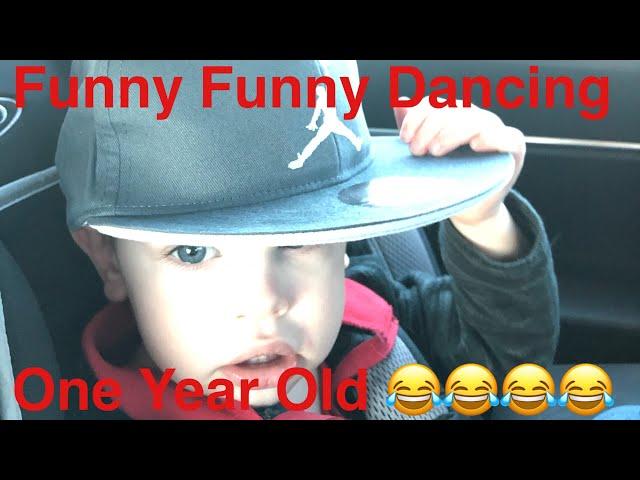 FUNNY ONE YEAR OLD DANCING/FUNNY KID VIDEO/ONE YEAR OLD GETTING DOWN