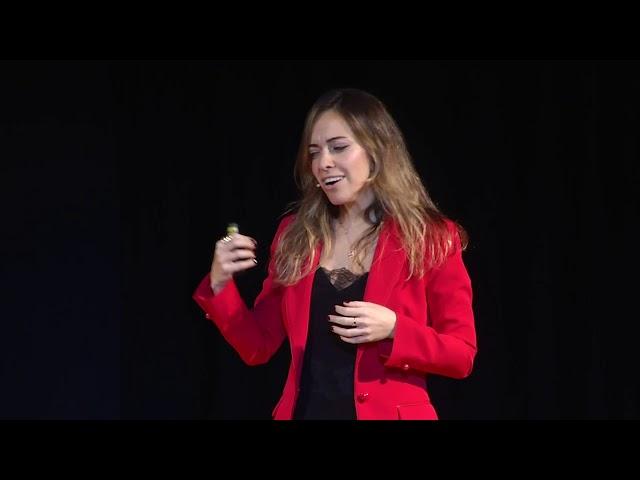 Felsefe Ne İşe Yarar | Elis Şimşon | TEDxMEFUniversity