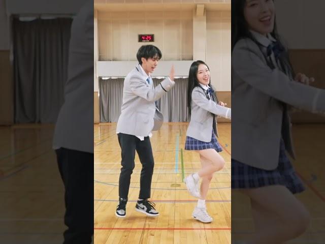 남자 진짜 쫄았는데?  'Hype boy' 커플 안무 버전~ #수환 #가은 #Suhwan #Gaeun #shorts