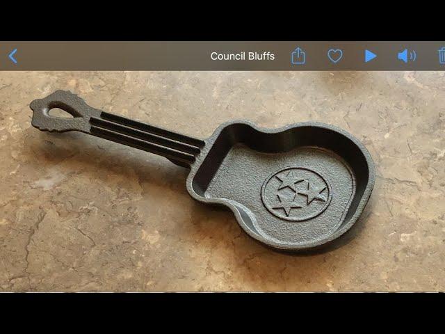 Lodge Cast Iron Tri-Star Guitar Skillet / And A Message