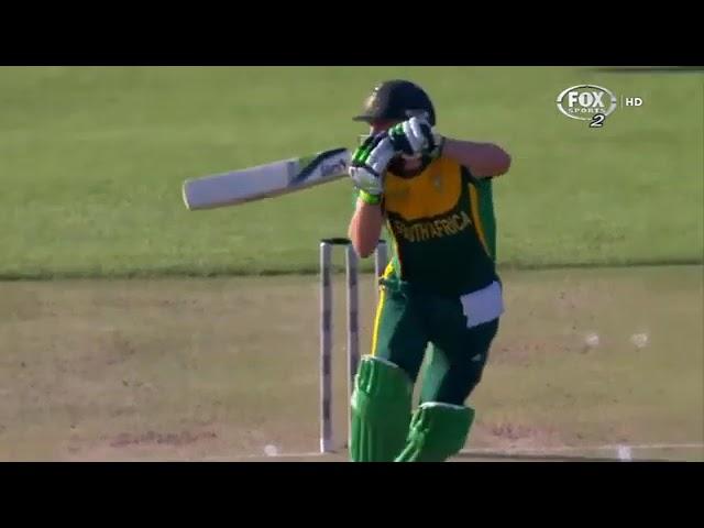 AB de Villiers 136* vs Australia