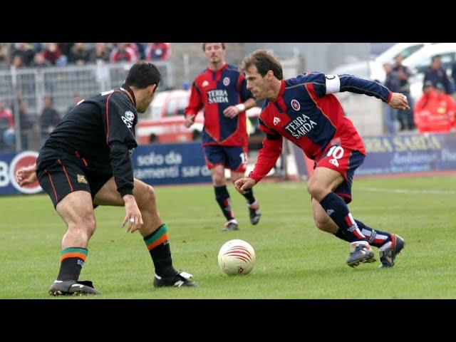 Gianfranco Zola Showing He Was The Italian Maradona ||HD||