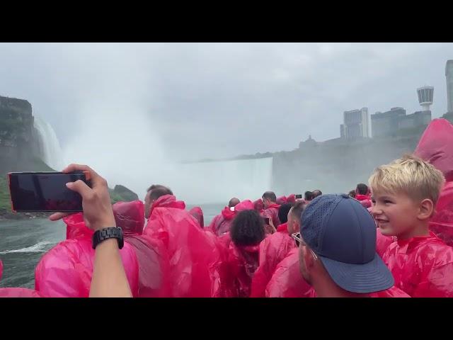 Niagara Falls Group Tour Canada - Zoom Tours