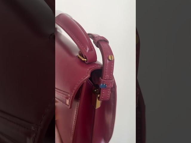 Warm color palette.#bag #luxurybagreview #designerhandbag #luxury #luxuryhandbag #luxuryhandbag