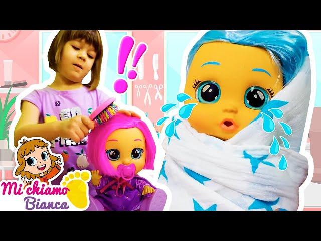 Come calmare le bambole Cry Babies? Una mamma che gioca con le bambole. Vlog della bambina Bianca