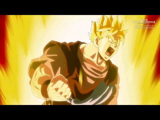 Future Warrior in Black Future (Gohan) vs.  Xeno Trunks (Super Saiyan God)