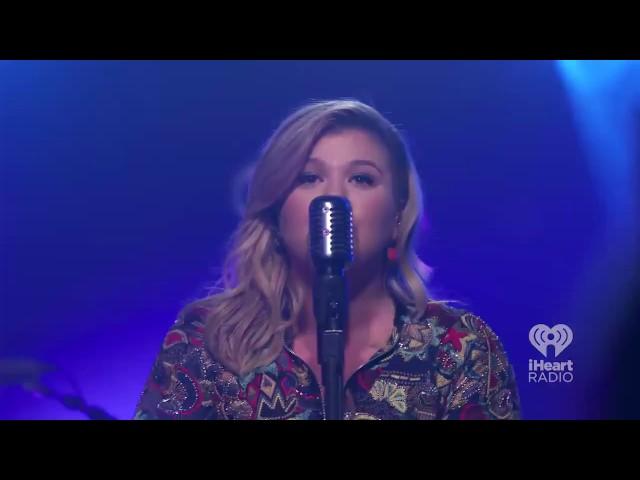 Kelly Clarkson - Since U Been Gone [Live iHeartRadio Album Release Party 2015]