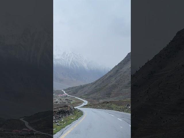 Most Beautiful Places Naran to Batta Kundi road views#shorts  #Awan Vloggers