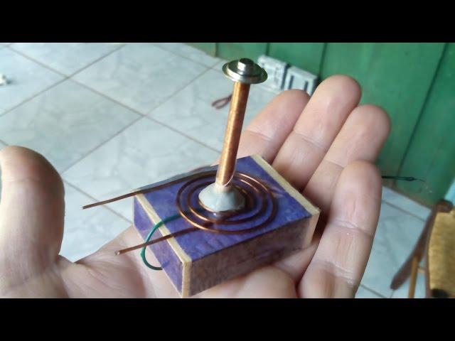 Micro bobina de tesla I (micro tesla coil)