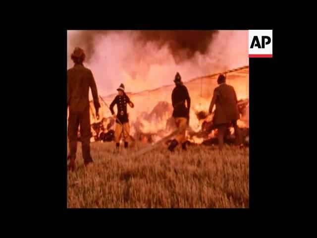SYND 22 11 72 MOTORCYCLE STUNTMAN PERISHES IN TUNNEL OF FLAME