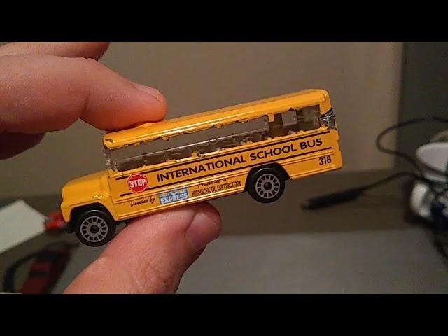 REALTOY  International Harvester S Series School Bus diecast car episode 103