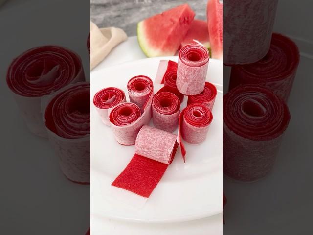 Watermelon Fruit Rolls Ups inspired by Bonanza Billion on @cafecasinolv #fruitleather #fruitrollup