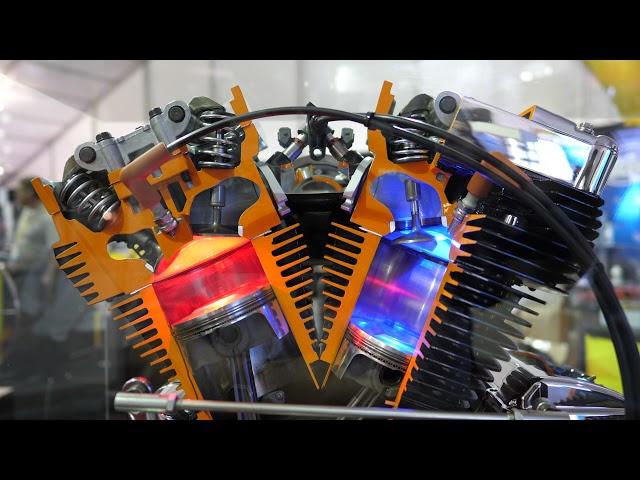 Working Model of an Evo Harley Davidson V-Twin Air Cooled Motorcycle Engine at SEMA Show [4K]