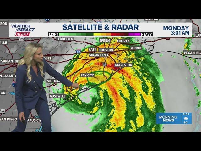 Tracking Hurricane Beryl: KHOU 11 team coverage at 3 a.m. as Beryl nears landfall