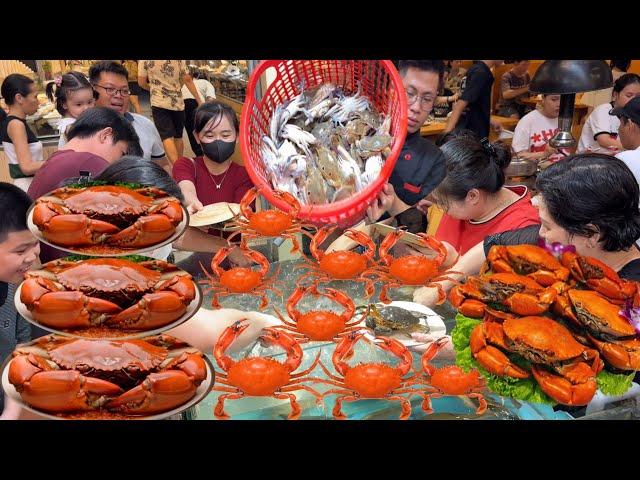 Under $9 ! Eat Delicious & Cheap Seafood Buffet, Crabs, Oysters Snails | Vietnamese Street Food