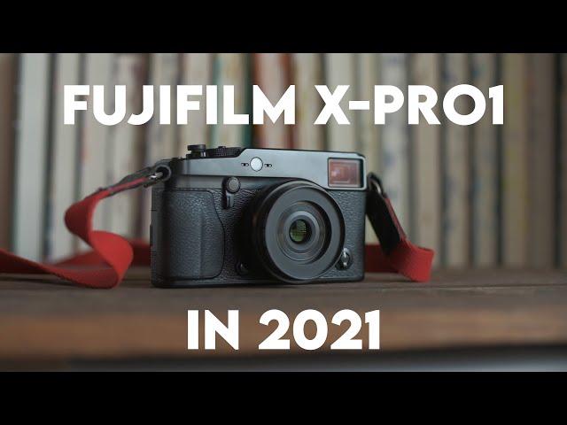 Fujifilm X-Pro1 POV Street Photography in 2021