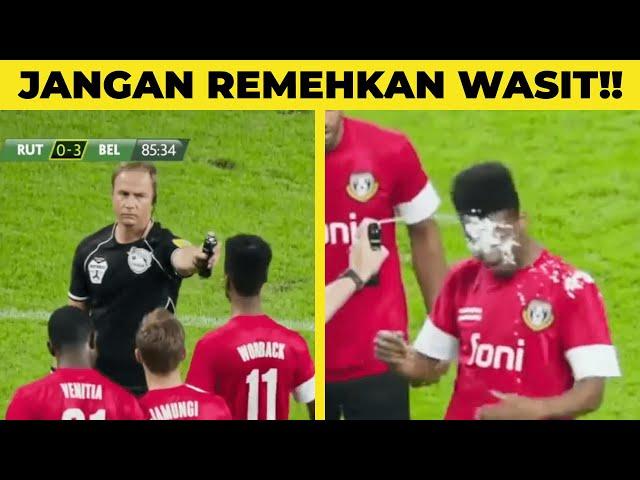 JANGAN BUAT WASIT SEPAK BOLA MARAH!! ATAU TANGGUNG SENDIRI AKIBATNYA!! 