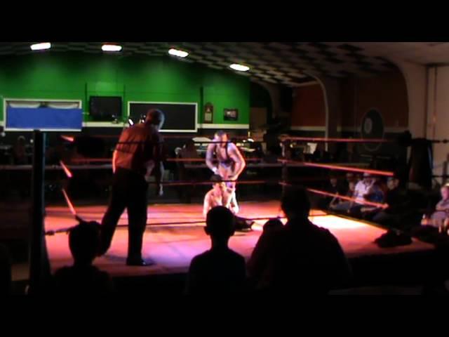 Ritmo Dragon vs Paul Malen UWE MEGASLAM WRESTLING Mablethorpe