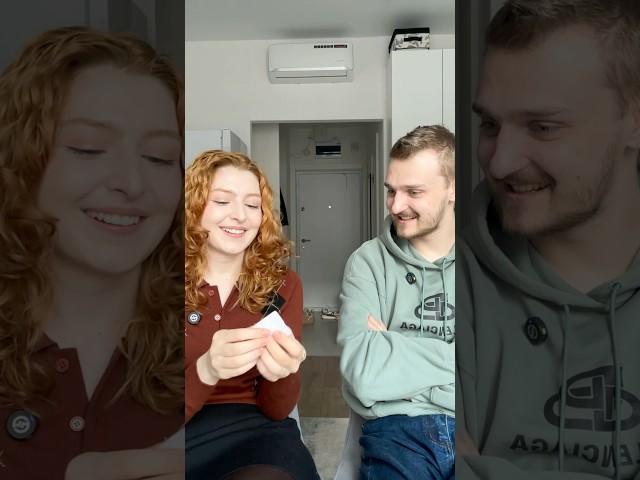 Она просто наивная️