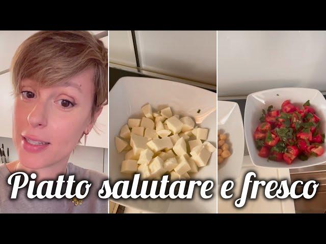 Federica Pellegrini cucina un piatto salutare e fresco per questo periodo di caldo