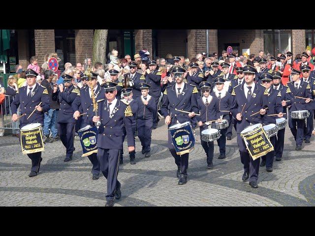 Schützenfest 2024  47918 Tönisvorst Vorst  Großer Festumzug mit Hofstaat