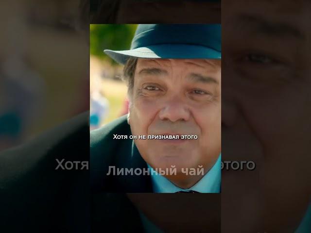  Частный детектив рассматривает женщину в спортзале через прицел снайперской винтовки #shorts