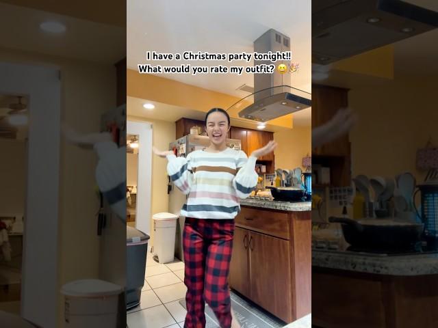 Comment what you think!  #fypシ゚ #funny #skit #dance #christmas #trend #shorts #outfit #viral