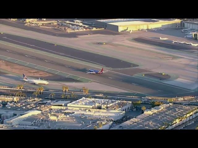 Near miss on runway at San Diego International Airport