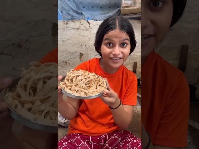 Roti ke noodles Banaye  #newminivlog #tranding #minisovlog #youtubeshorts -037