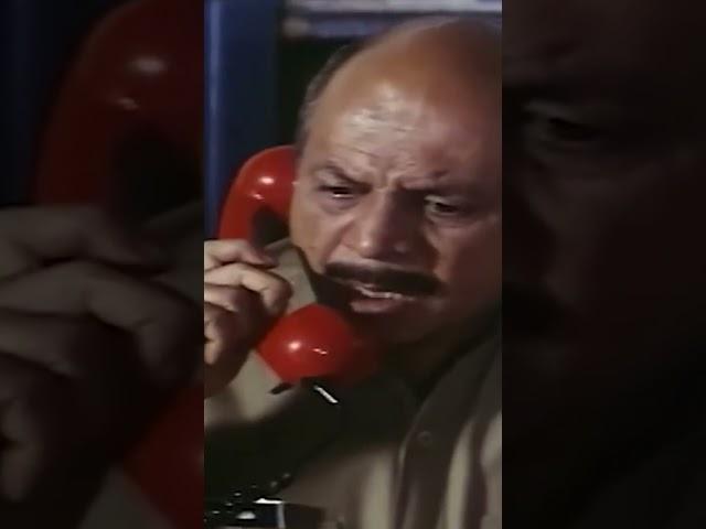 Police Officer Ko Case Close Karne Ke Liye Dhamki Milta Hai #Tarkieb #NanaPatekar #Shorts