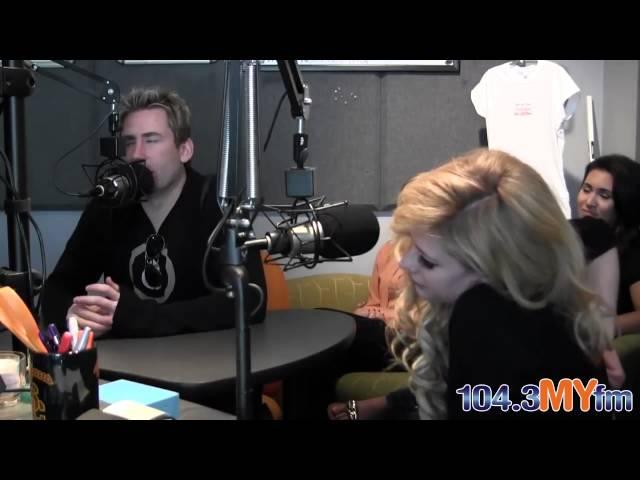 Avril Lavigne Let Me Go premiere interview @ Radio 104 3 MYFM Los Angeles 07 10 2013]