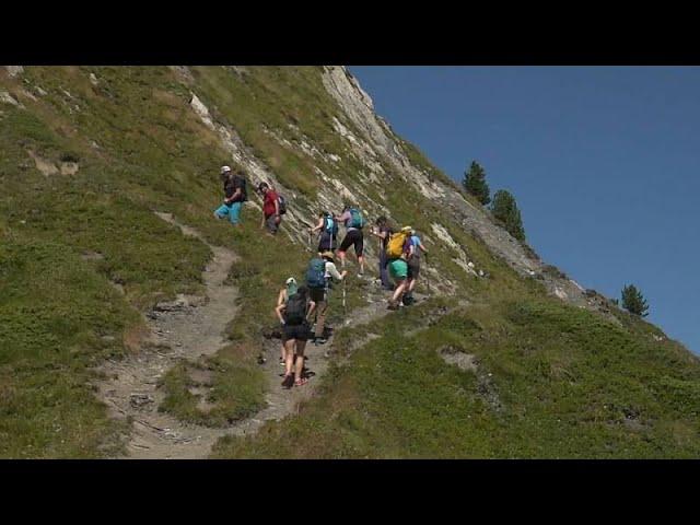 Dans les Alpes suisses, des randonnées pour vaincre sa peur du vide