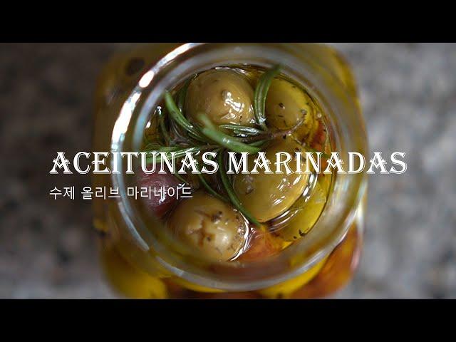 Making homemade olive pickle aceitunas marinadas