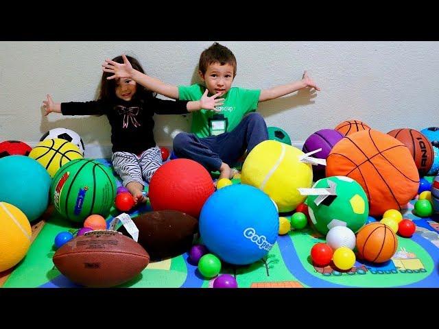 Toddlers Learn Colors with a Lot of Sports Balls - Fun Learning Activity for Preschool Kids