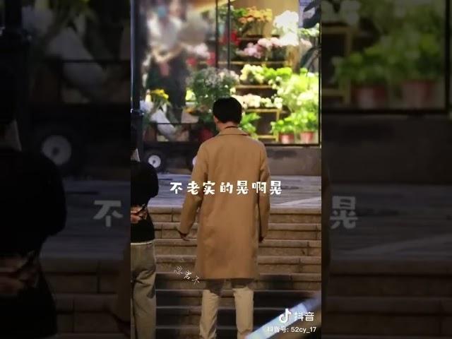 #成毅 假期福利继续掉落：这谁家不省心的小孩儿，自己来认领吧