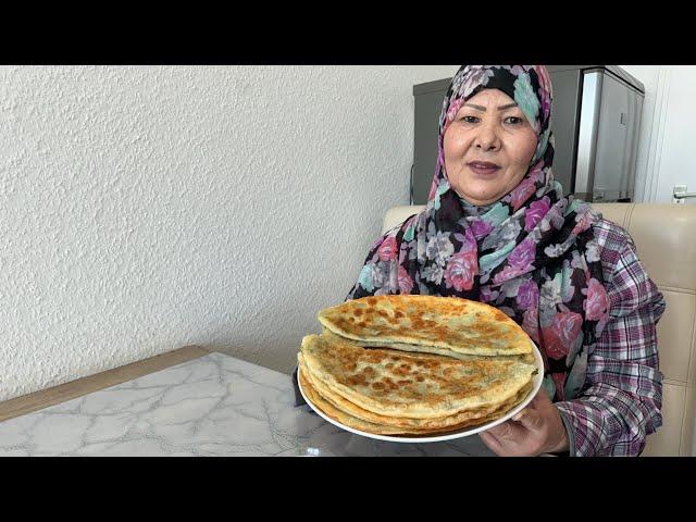 Afghan Bolani and yogurt (Recipe)آموزش بولانی سبزیجات و کچلو  همرای چکنی و ماست  بسیار آسان و  خانگی