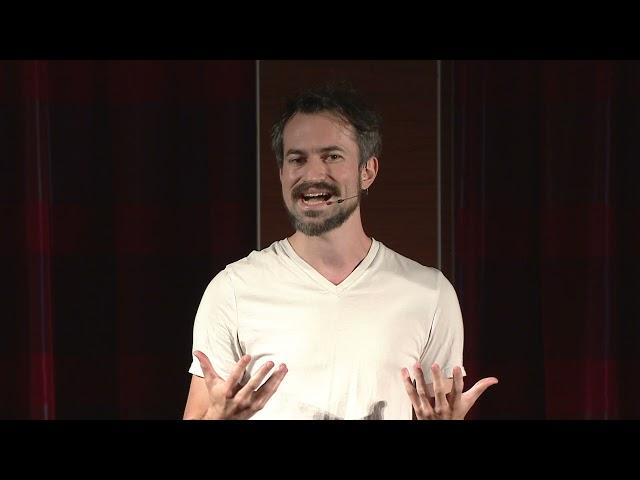 Come faccio propaganda per il sistema | Andrea Lorenzon | TEDxTreviso