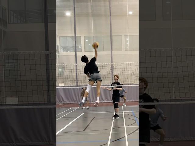 back2school.   #volleyball #volleyballhighlights #vball #vballedits #haikyuu #anime #mcmaster #japan