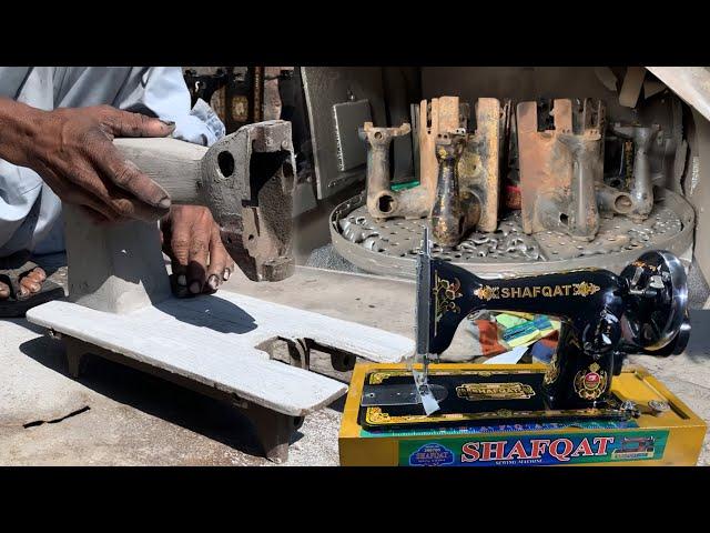 Sewing Machine Restoration in Factory || How Rusty Sewing Machine are Rebuild