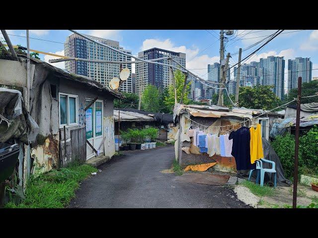 Walking through the Slums of Seoul, Guryong Village | 4K Korea Walking Tour