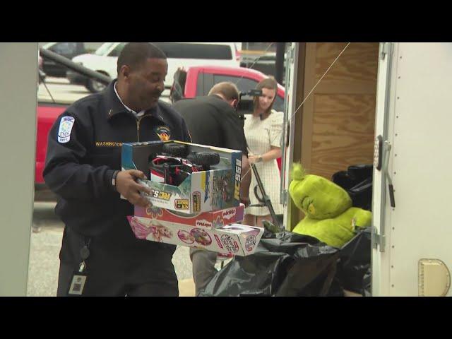 Evans General Contractors, Augusta Fire gathers toys for children