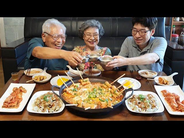 Spicy Fish Cake Kalguksu Ramen Mukbang (Water Dumplings, Kimchi, Makgeolli) Recipe