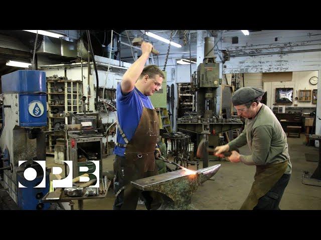 Blacksmiths at work: Arnon Kartmazov and Nitzan Lilie