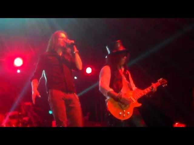 Slash Myles Kennedy - 16 Anastasia 17 Apocalyptic Love - Live in istanbul Turkey