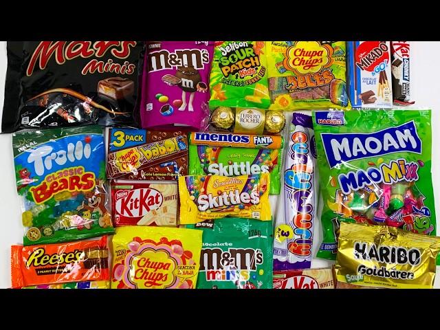 Assorted Candies & Chocolates: Unboxing Travel-Friendly Treats!