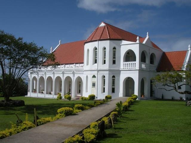 Piula Theological College Choir: E tele naua le leaga