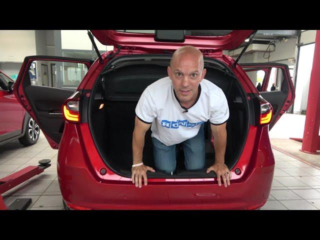 WINNER of the WhatCar Small Car Award - 2021 Honda Jazz & Crosstar First Look & Review